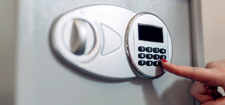 Jewelry Safe Cracking in St. John's, Ontario